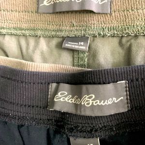 Eddie Bauer outdoor pants size XL bundle 2 pair. Army green and black. Cropped
